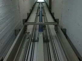Υδραυλικός ανελκυστήρας Kleemann στην Ηλιούπολη