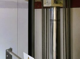 Σιδηροκατασκευή φρεατίου & υδραυλικός ανελκυστήρας KLEEMANN σε μονοκατοικία στη Βουλιαγμένη